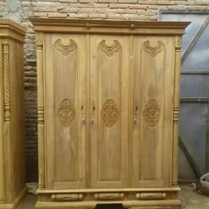 lemari-baju-kayu-jati-jepara-tiga-pintu